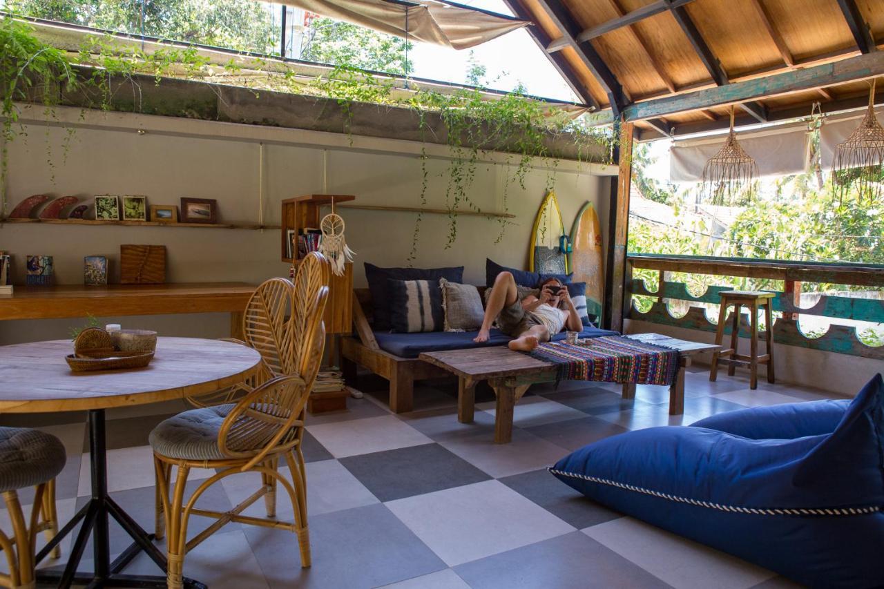 Seaside Tribe - Boutique Surf Stay & Retreat Танаг-Лот Екстер'єр фото