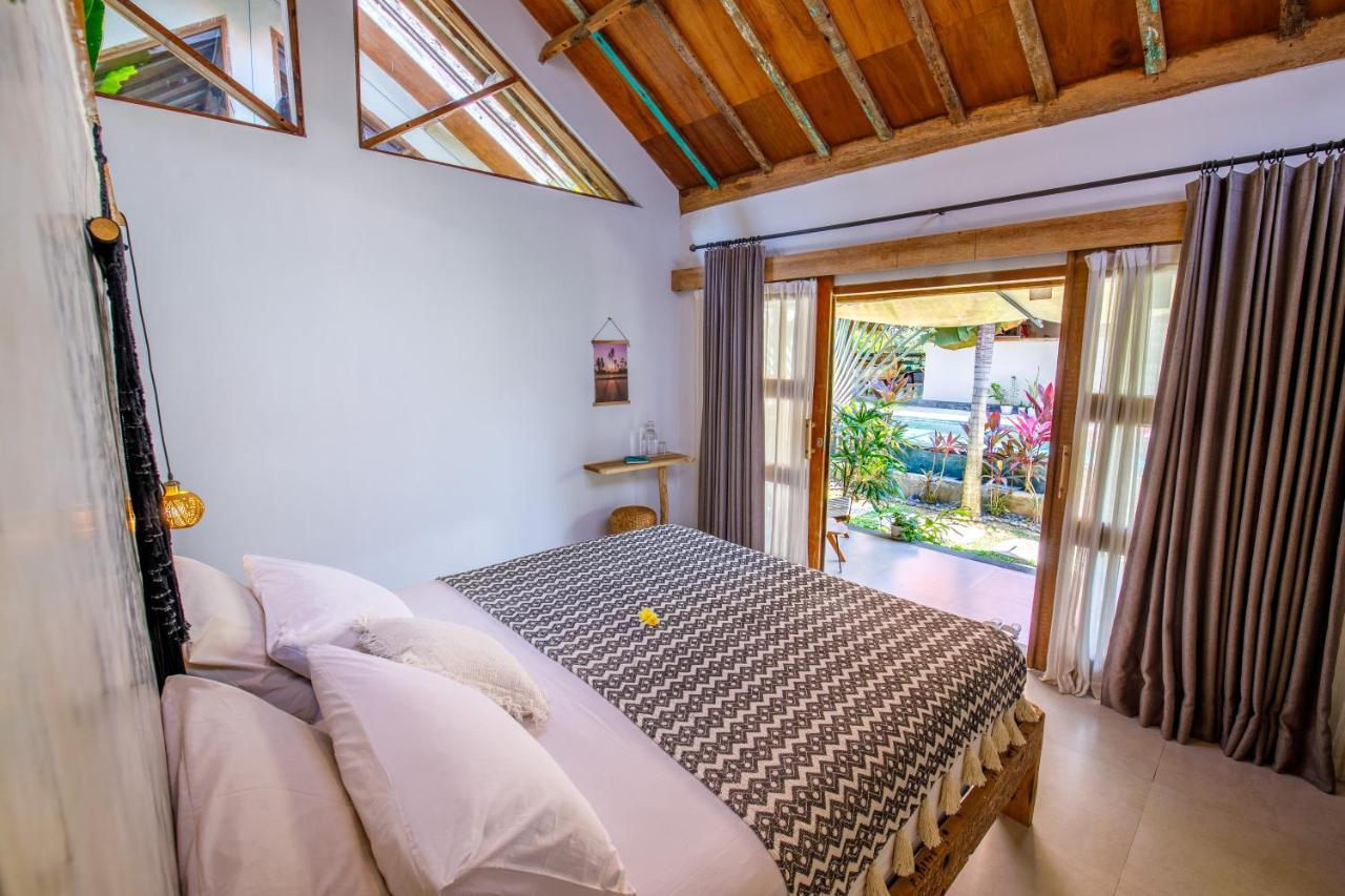 Seaside Tribe - Boutique Surf Stay & Retreat Танаг-Лот Екстер'єр фото