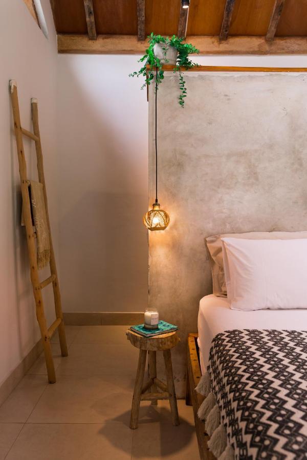 Seaside Tribe - Boutique Surf Stay & Retreat Танаг-Лот Екстер'єр фото