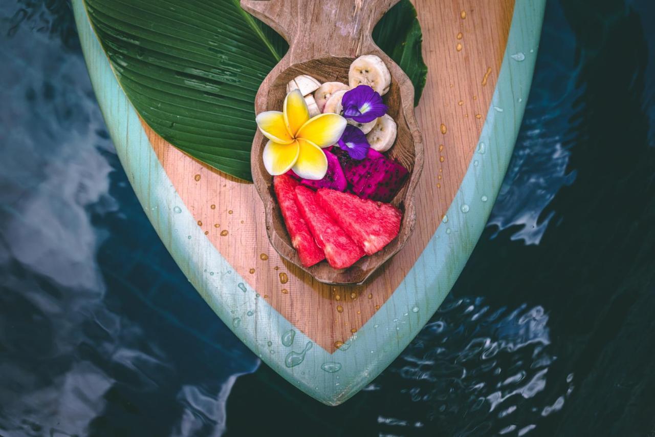 Seaside Tribe - Boutique Surf Stay & Retreat Танаг-Лот Екстер'єр фото