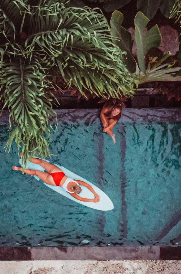 Seaside Tribe - Boutique Surf Stay & Retreat Танаг-Лот Екстер'єр фото