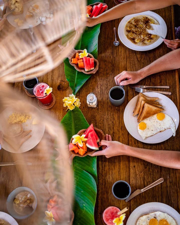 Seaside Tribe - Boutique Surf Stay & Retreat Танаг-Лот Екстер'єр фото